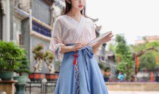 白蓝系古风女生头像